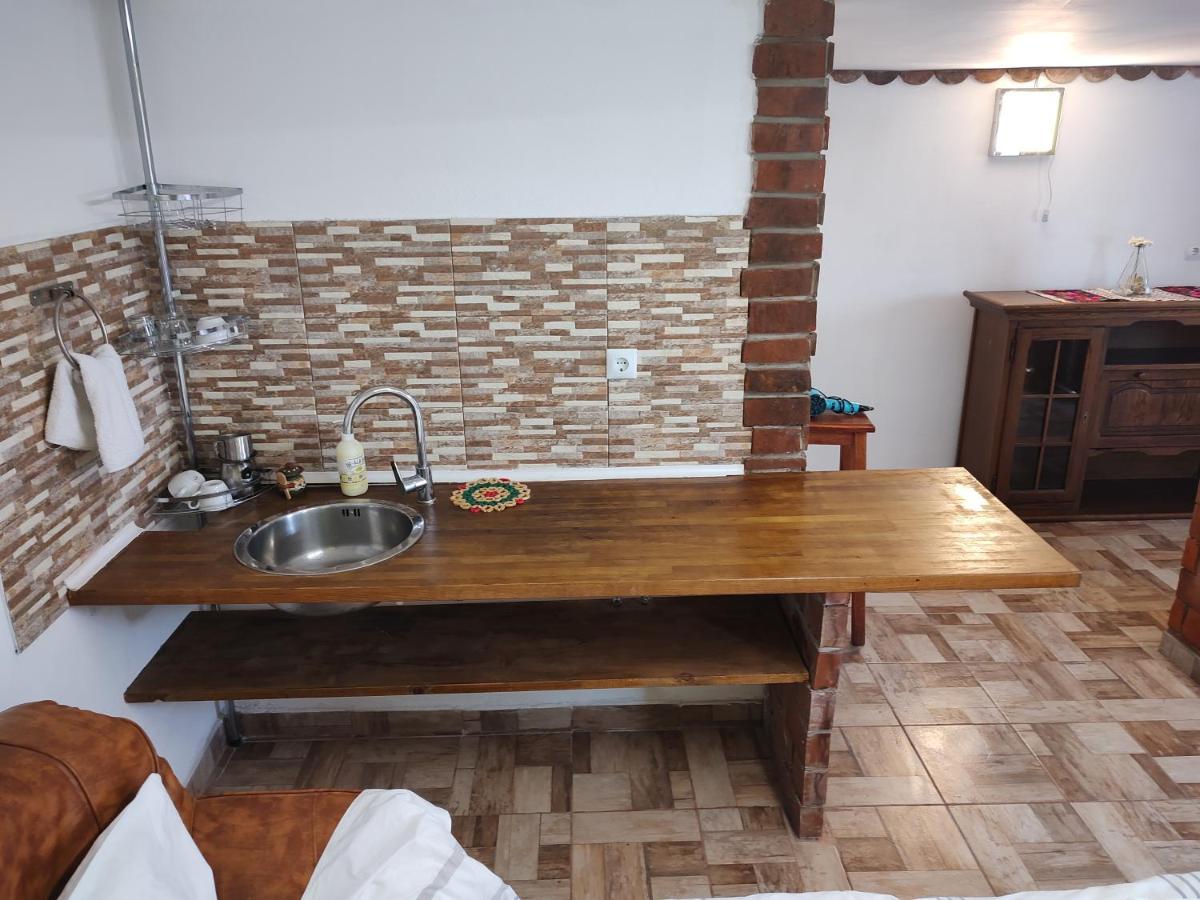 La Tataia Zahei Hotel Dragus ภายนอก รูปภาพ